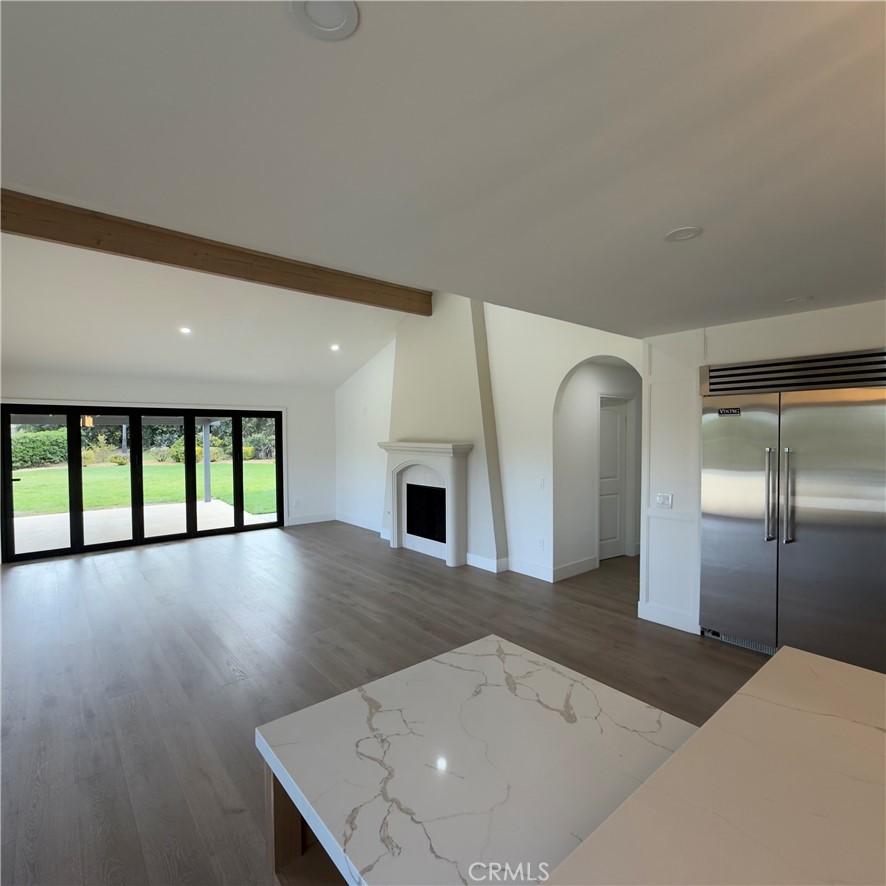 30716 E Sunset Drive S