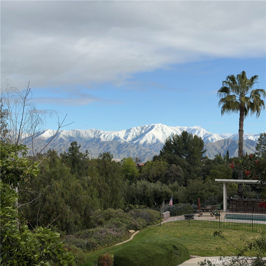 30716 E Sunset Drive S