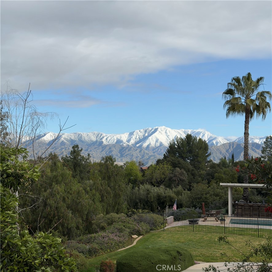 30716 E Sunset Drive S