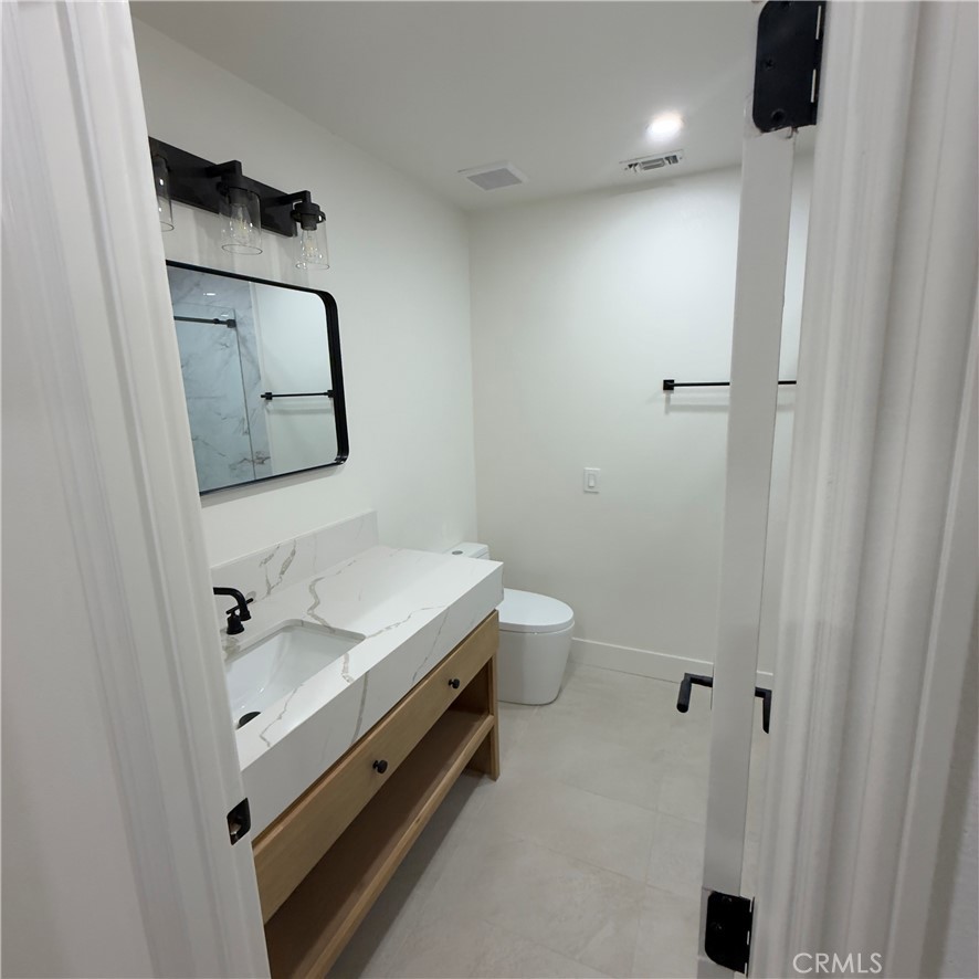 30716 E Sunset Drive S