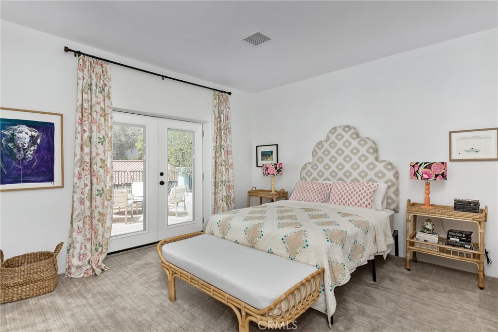 294 W Crestview Drive