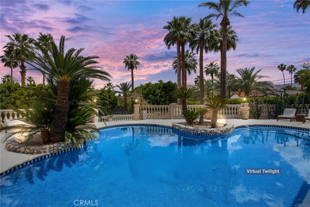 294 W Crestview Drive