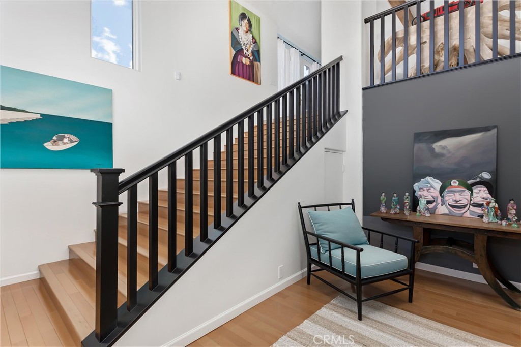 294 W Crestview Drive