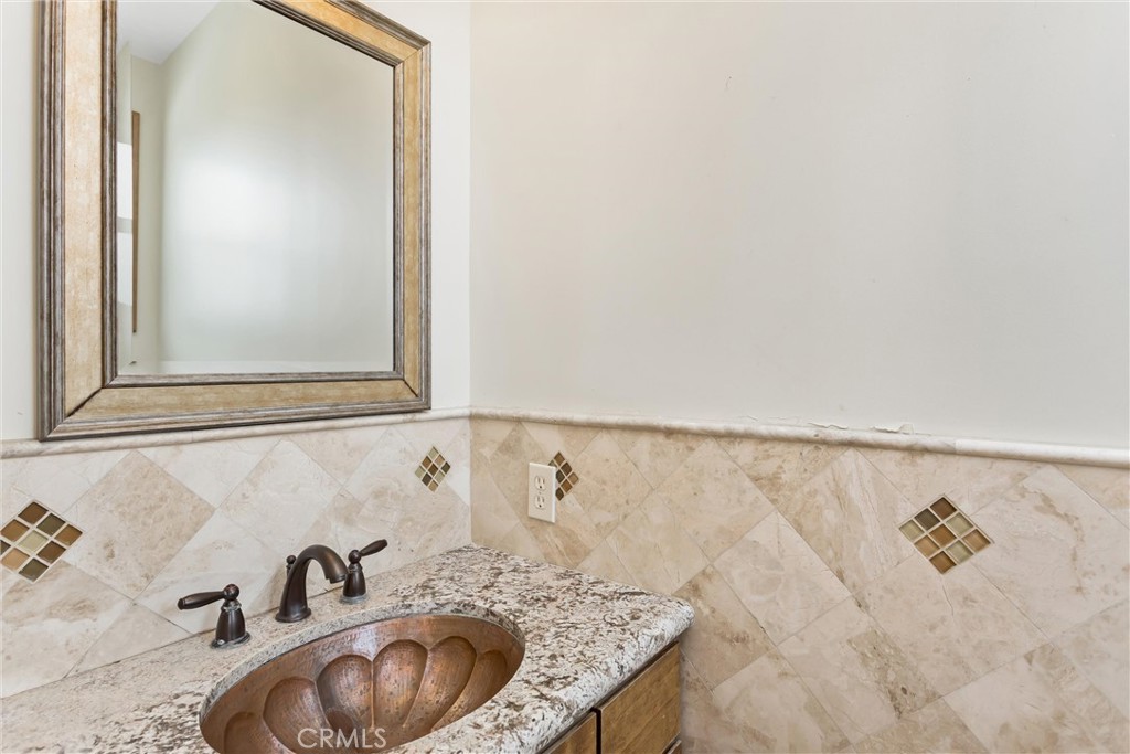 204 Saint Catherine