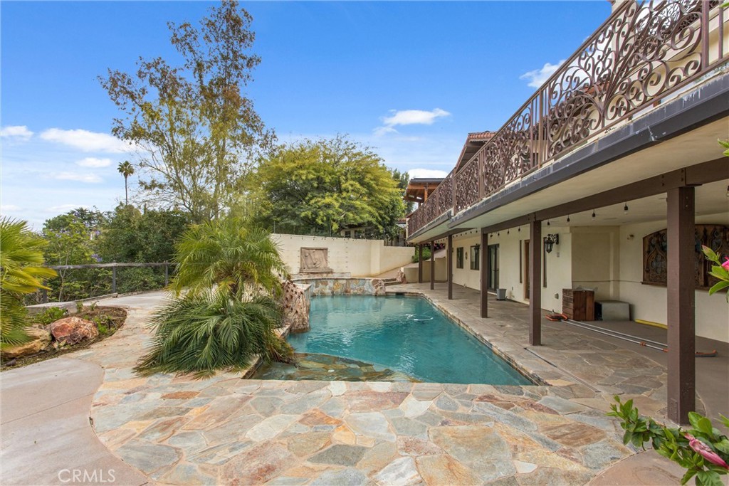 204 Saint Catherine