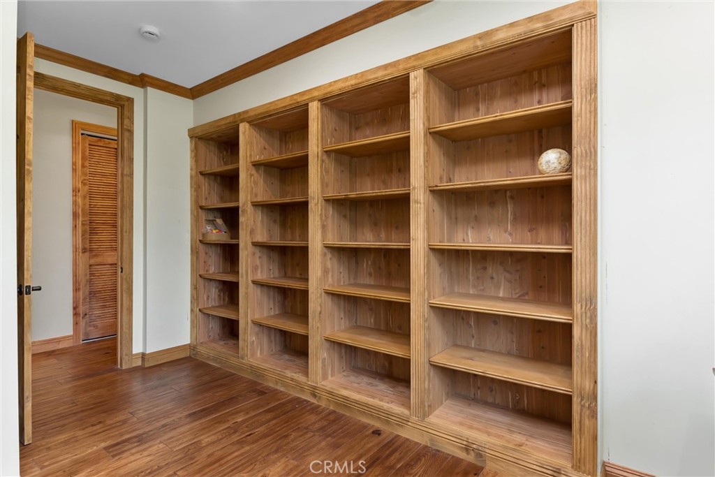 204 Saint Catherine