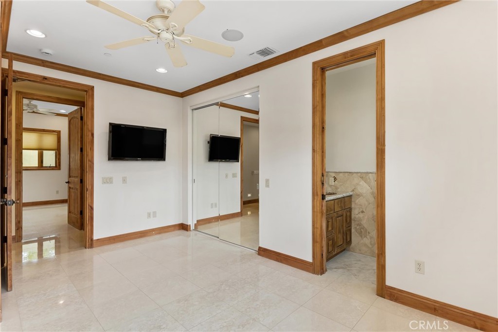 204 Saint Catherine
