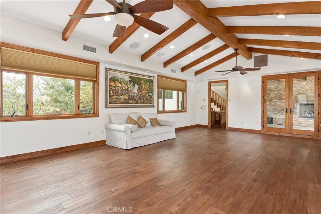 204 Saint Catherine