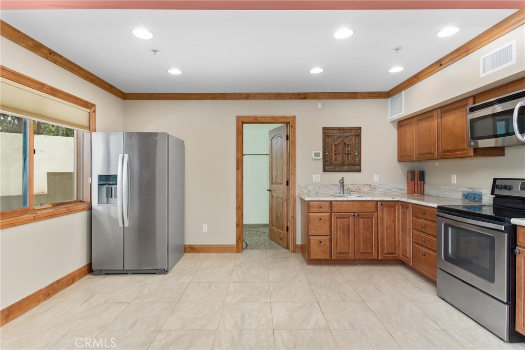 204 Saint Catherine