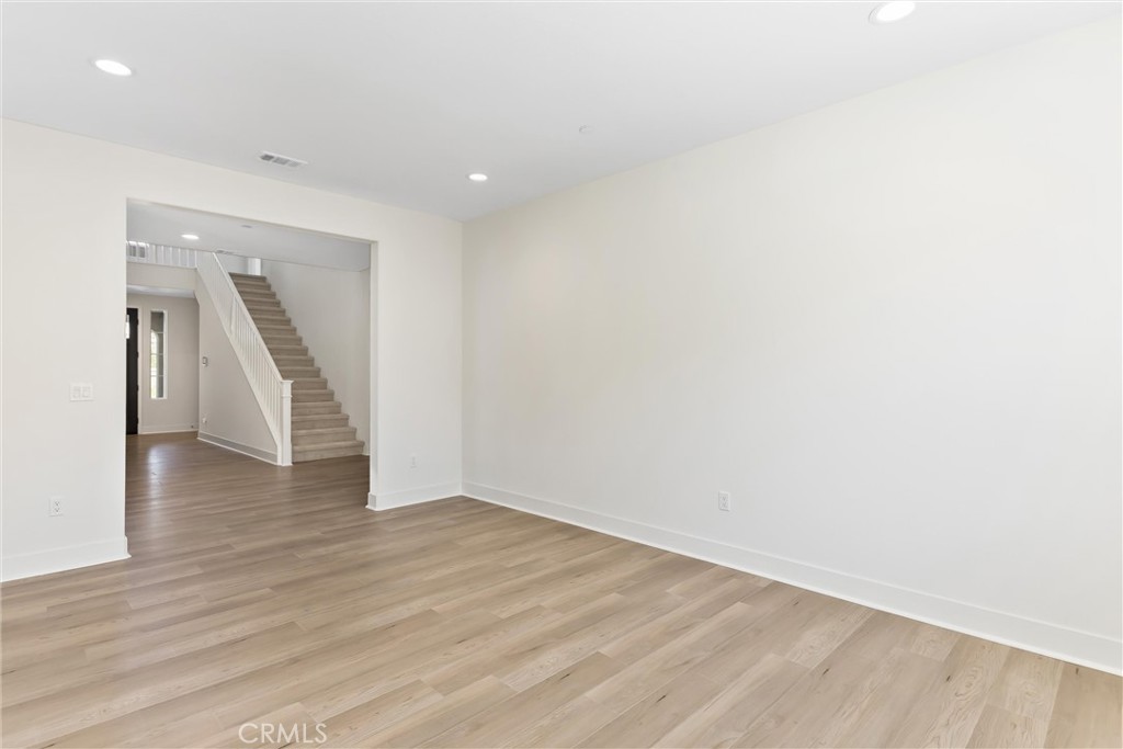 34511 Kadota Street