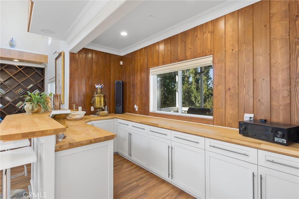 1377 Knoll Road