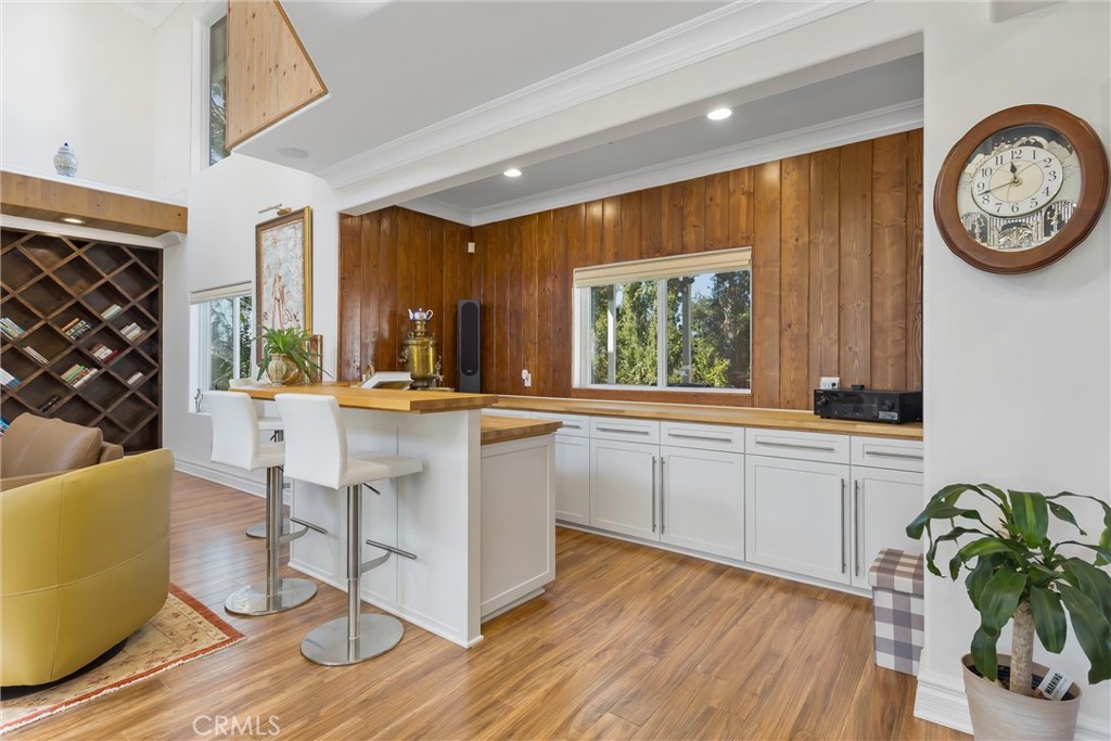 1377 Knoll Road