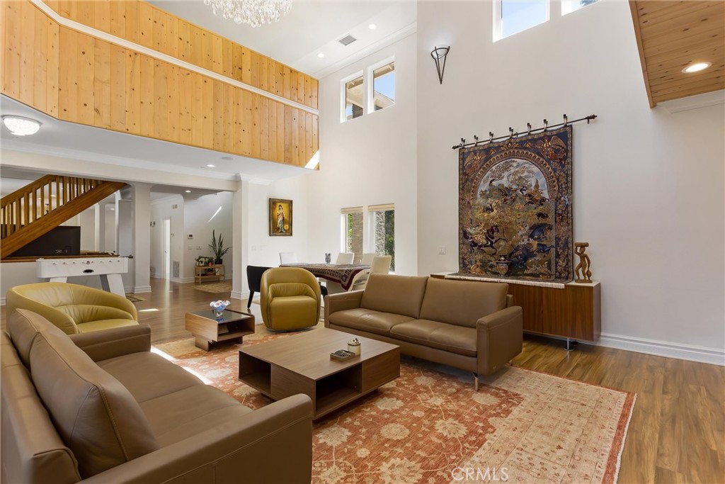 1377 Knoll Road