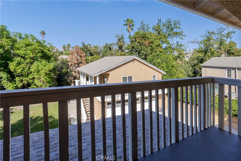 1377 Knoll Road