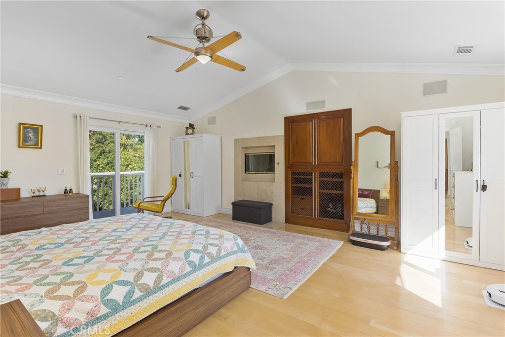 1377 Knoll Road