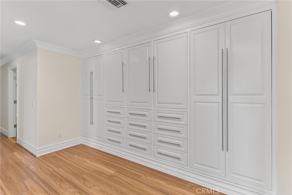 1377 Knoll Road
