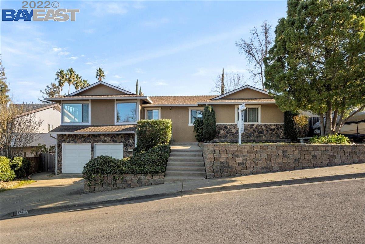 3728 Riesling Ct