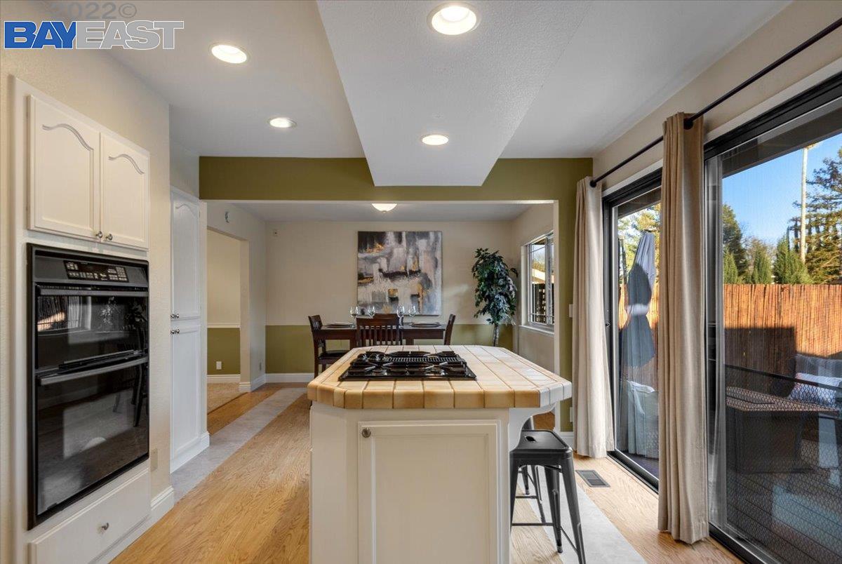3728 Riesling Ct