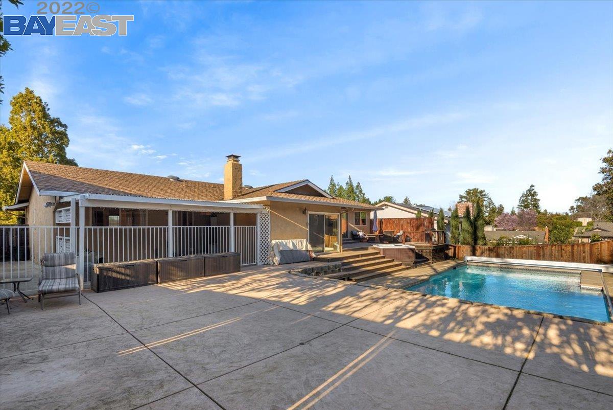3728 Riesling Ct