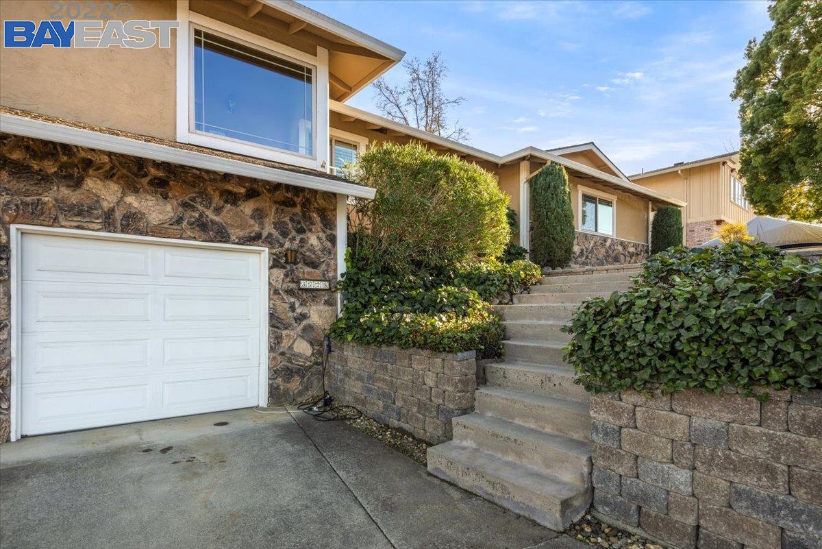 3728 Riesling Ct