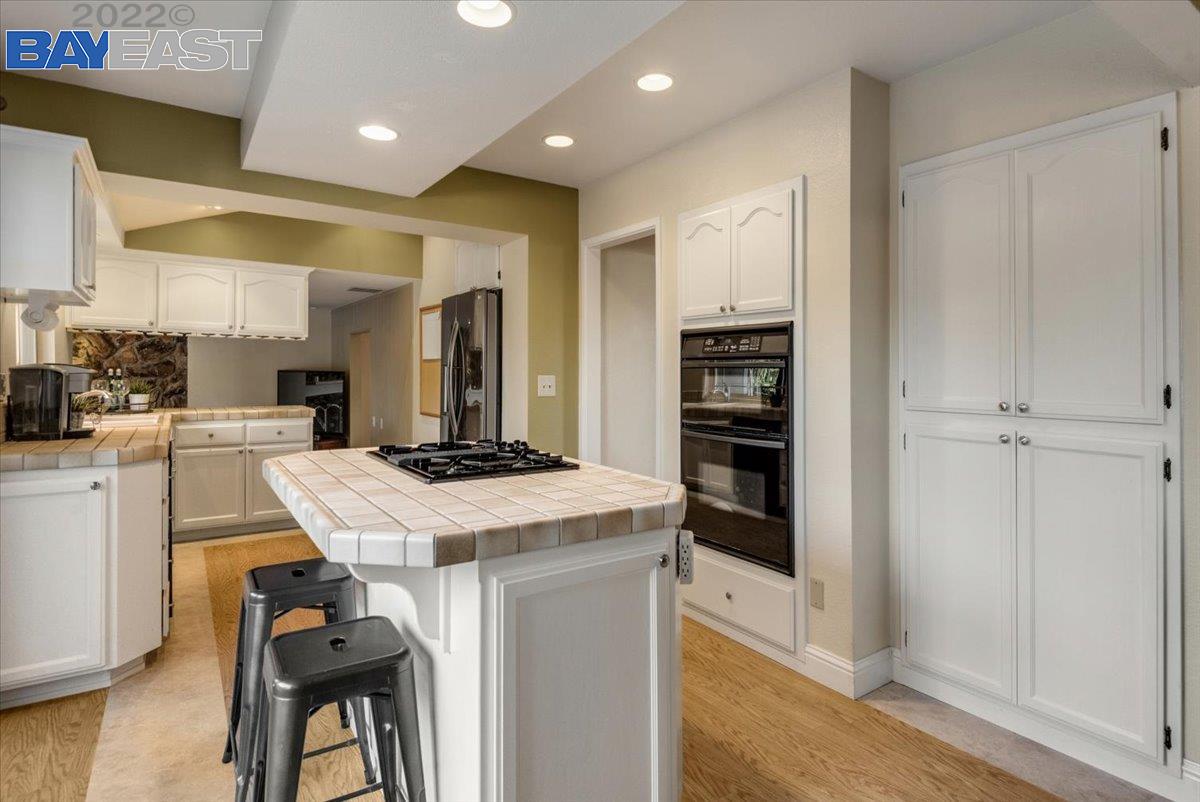 3728 Riesling Ct