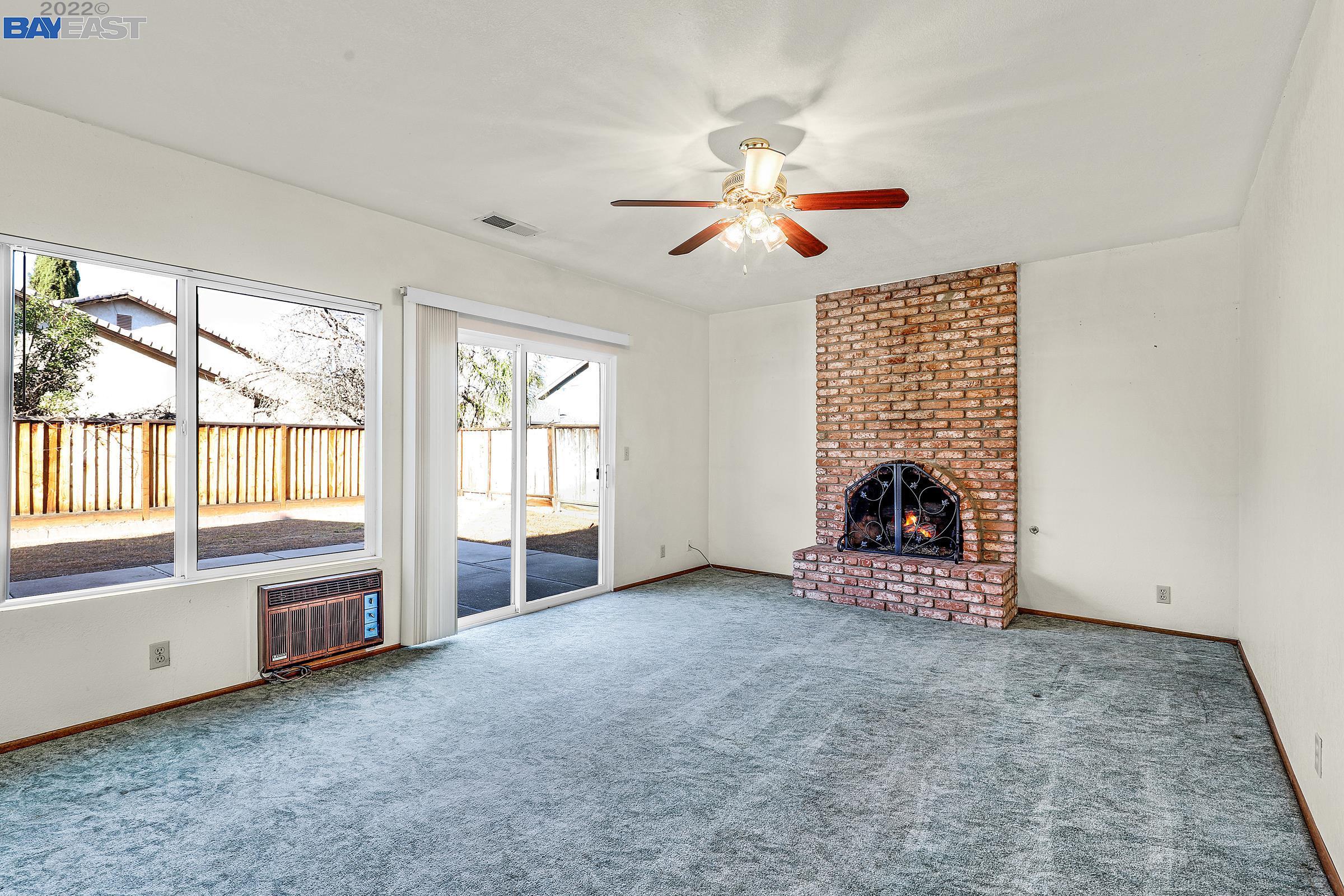 5629 Shorehaven Cir