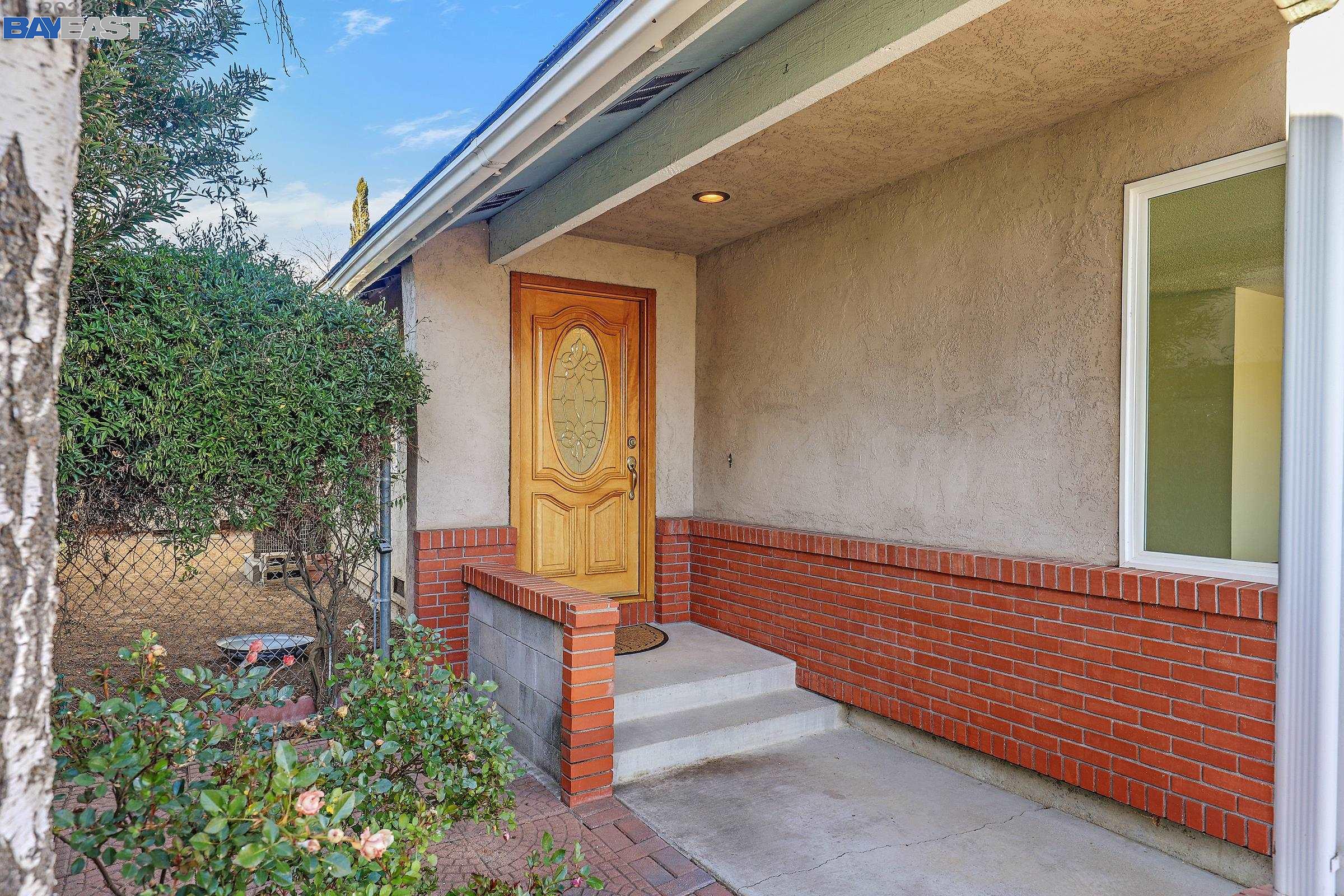 5629 Shorehaven Cir