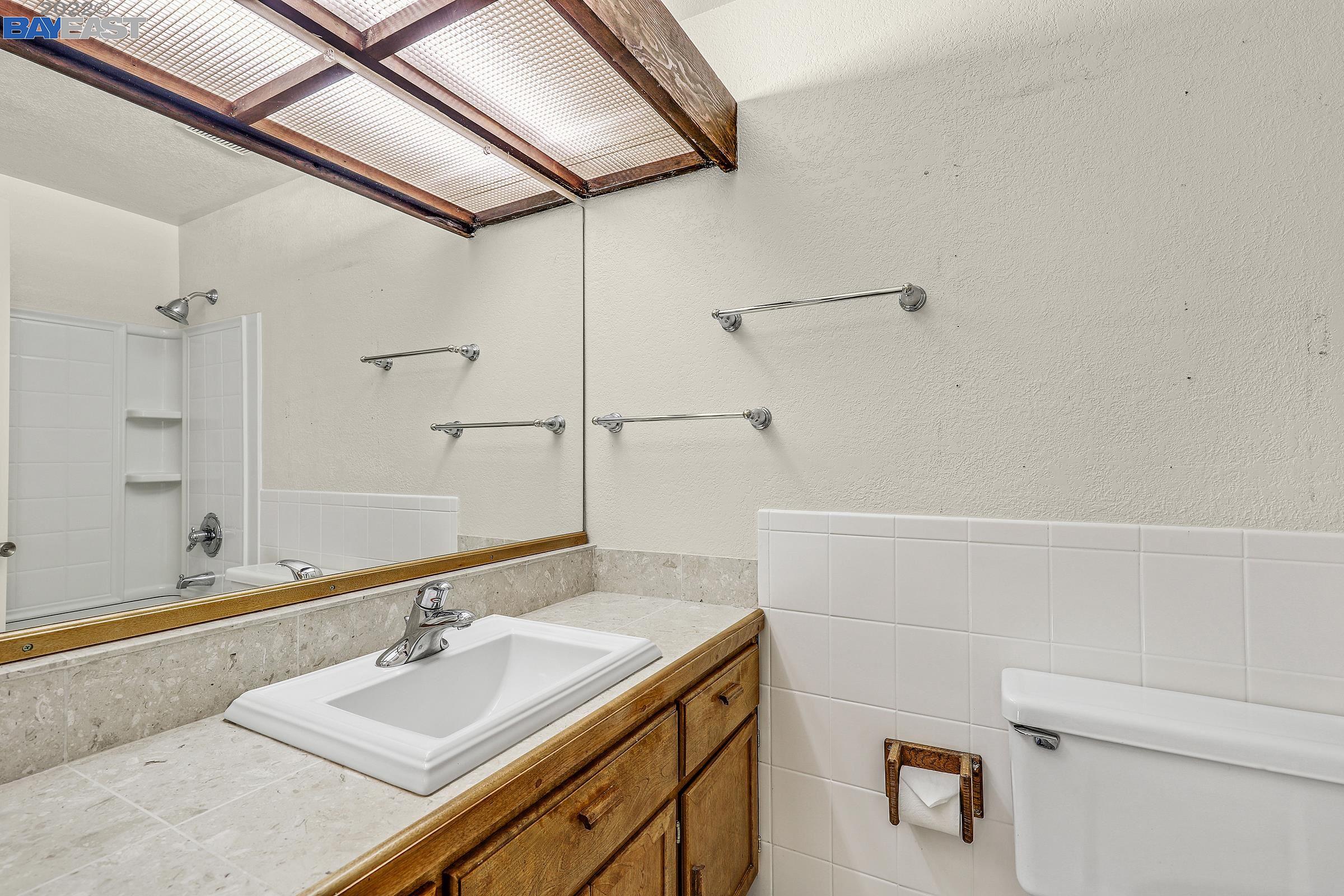 5629 Shorehaven Cir