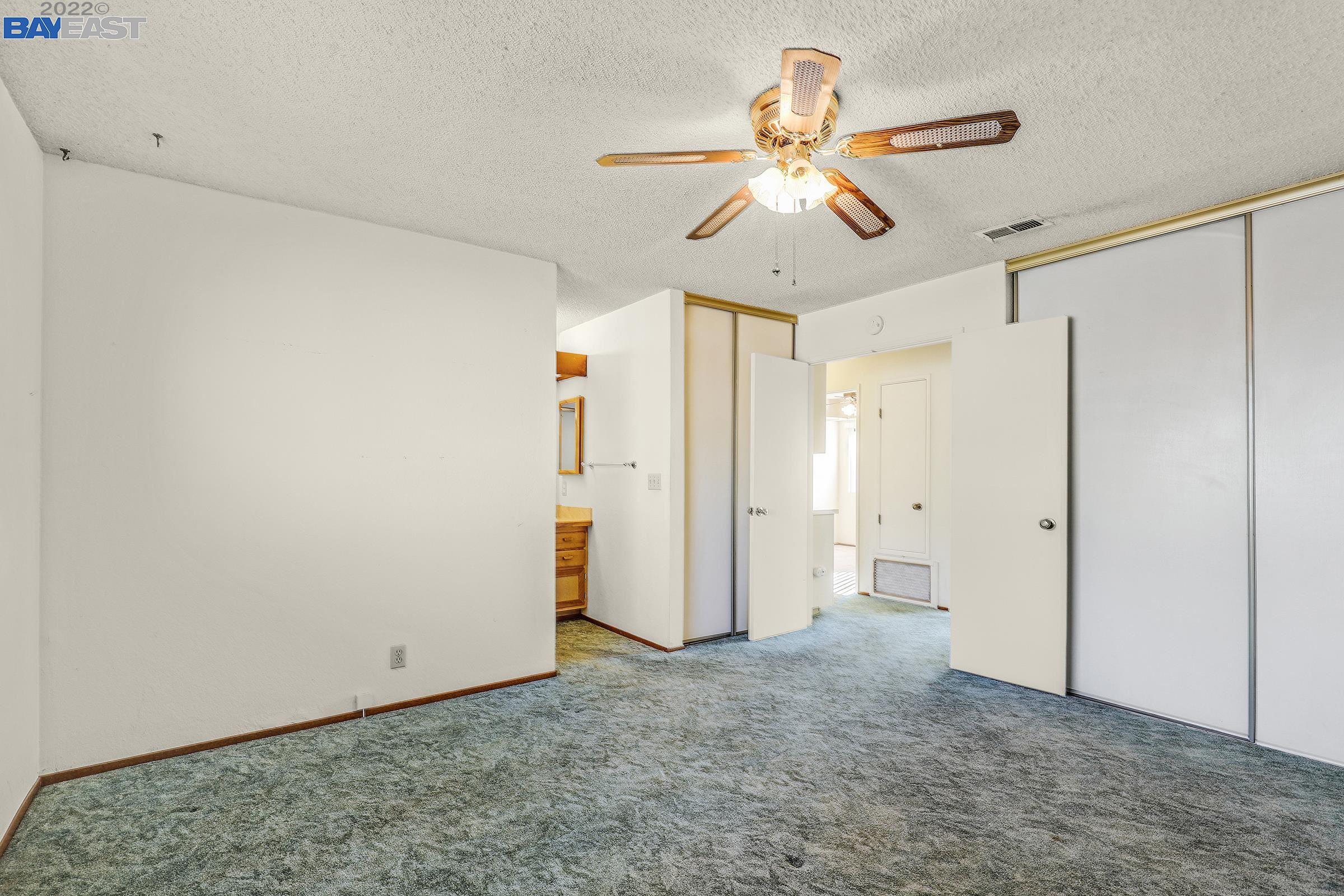 5629 Shorehaven Cir