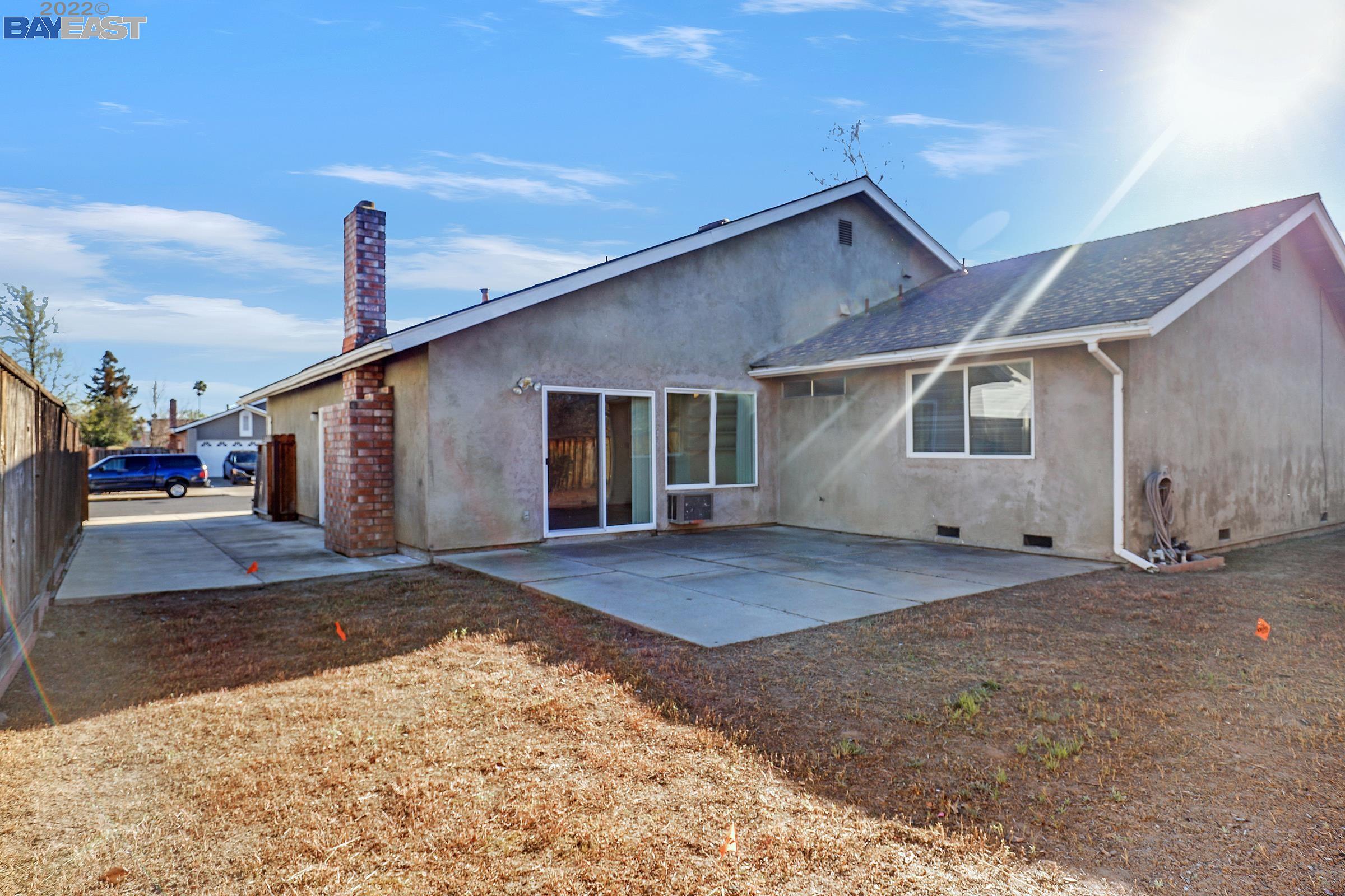 5629 Shorehaven Cir