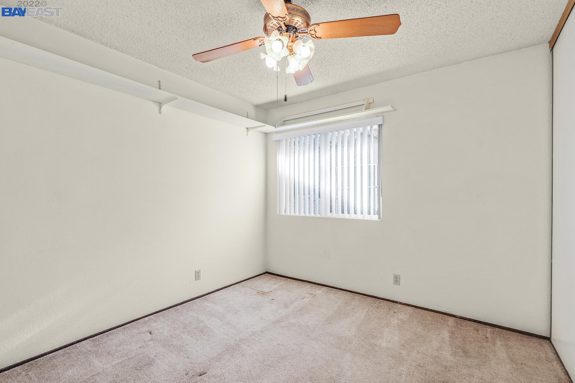 5629 Shorehaven Cir