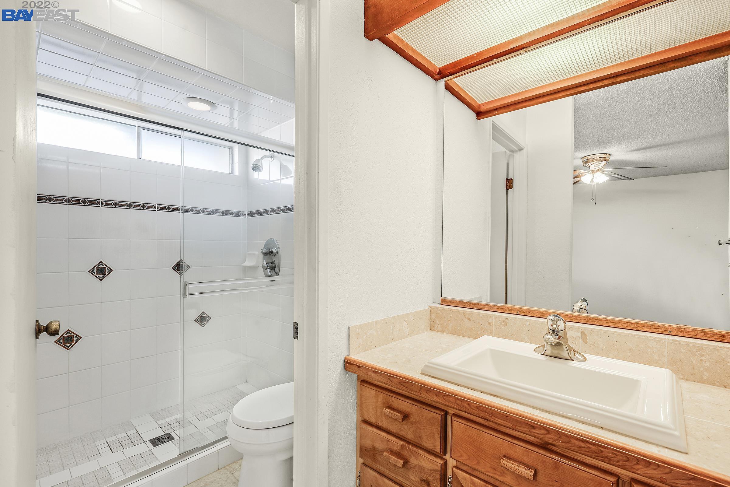 5629 Shorehaven Cir