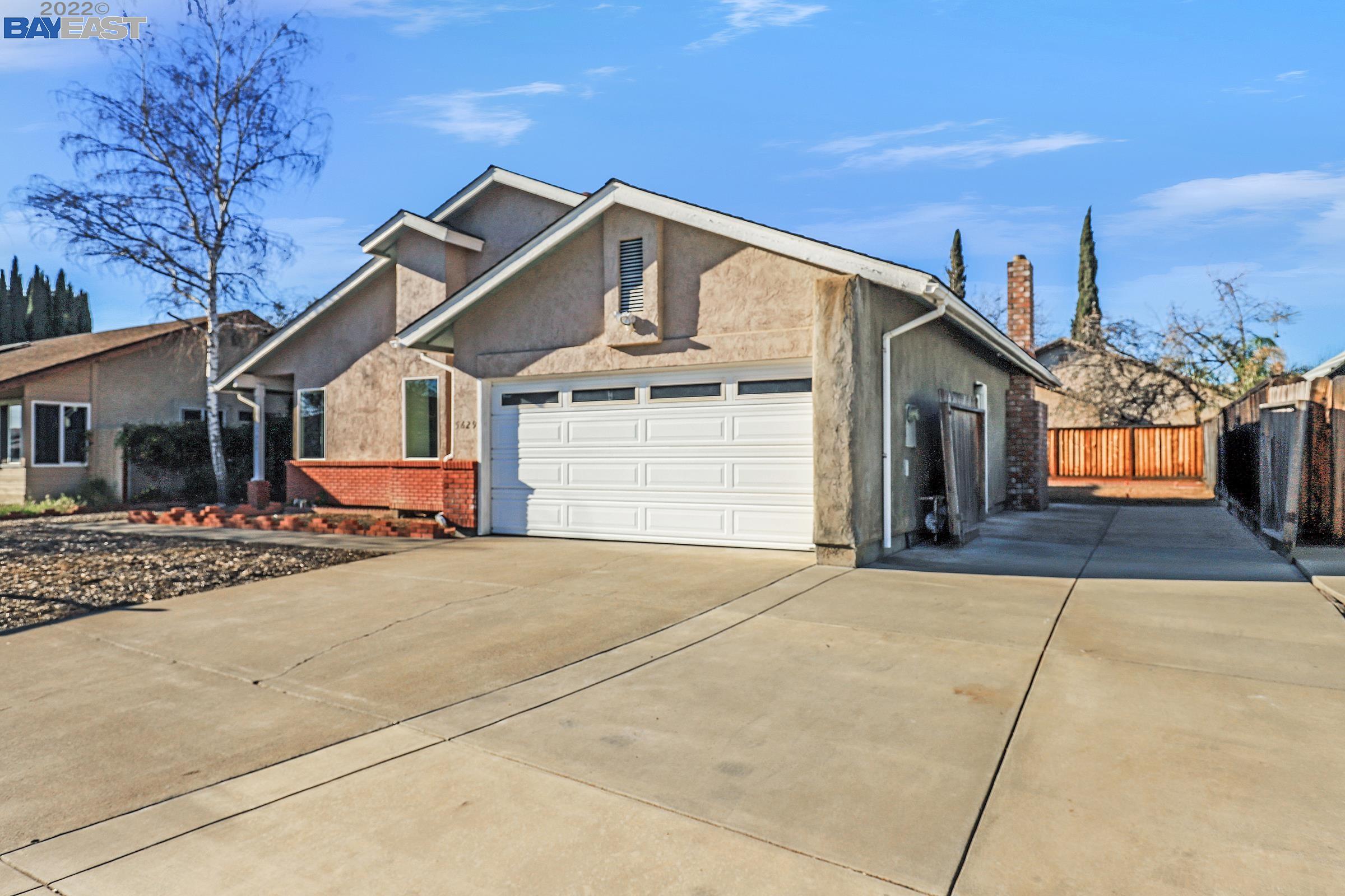 5629 Shorehaven Cir