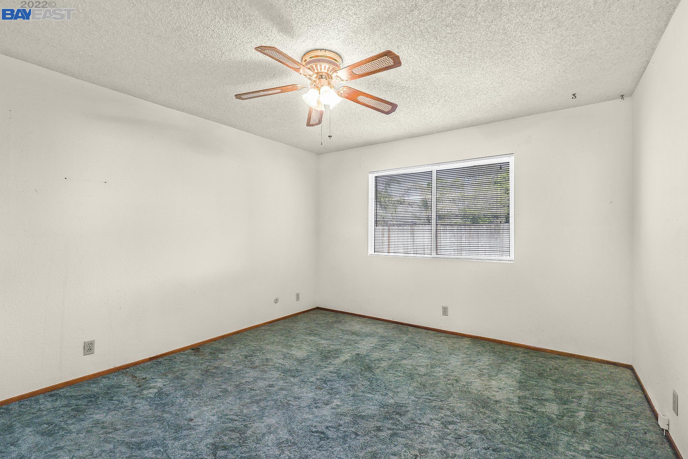 5629 Shorehaven Cir