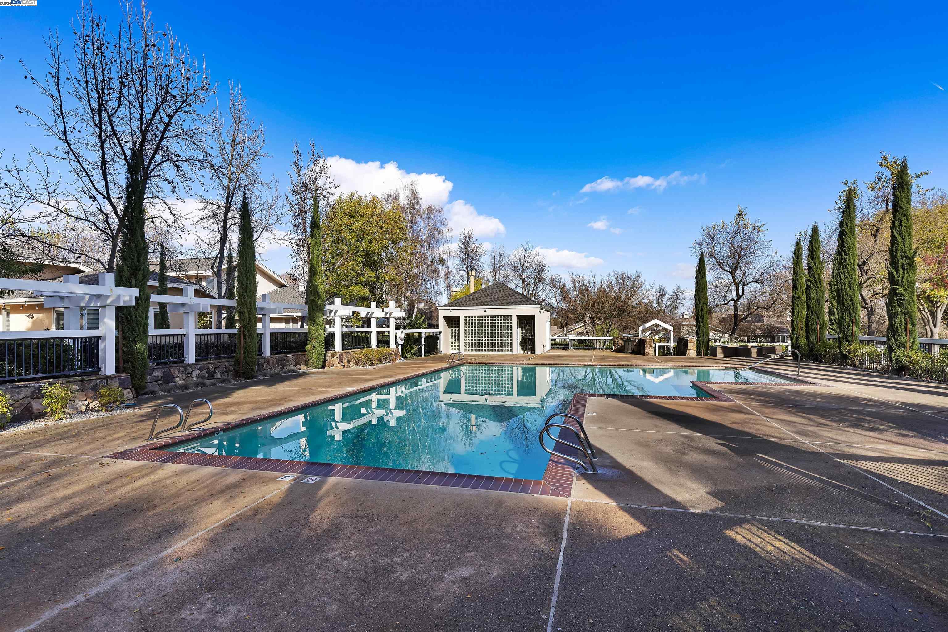 7933 Winged Foot Ct