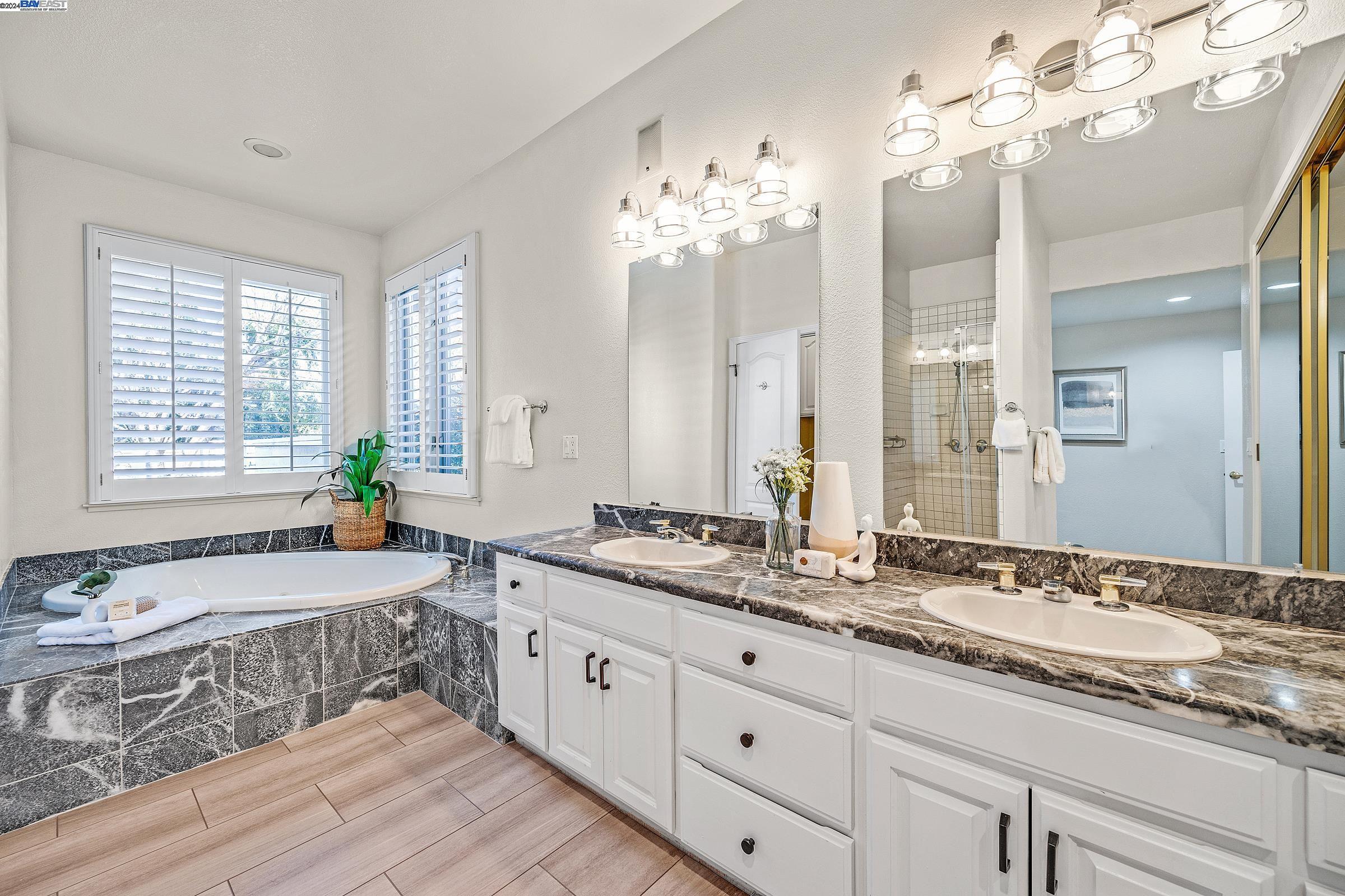 7933 Winged Foot Ct
