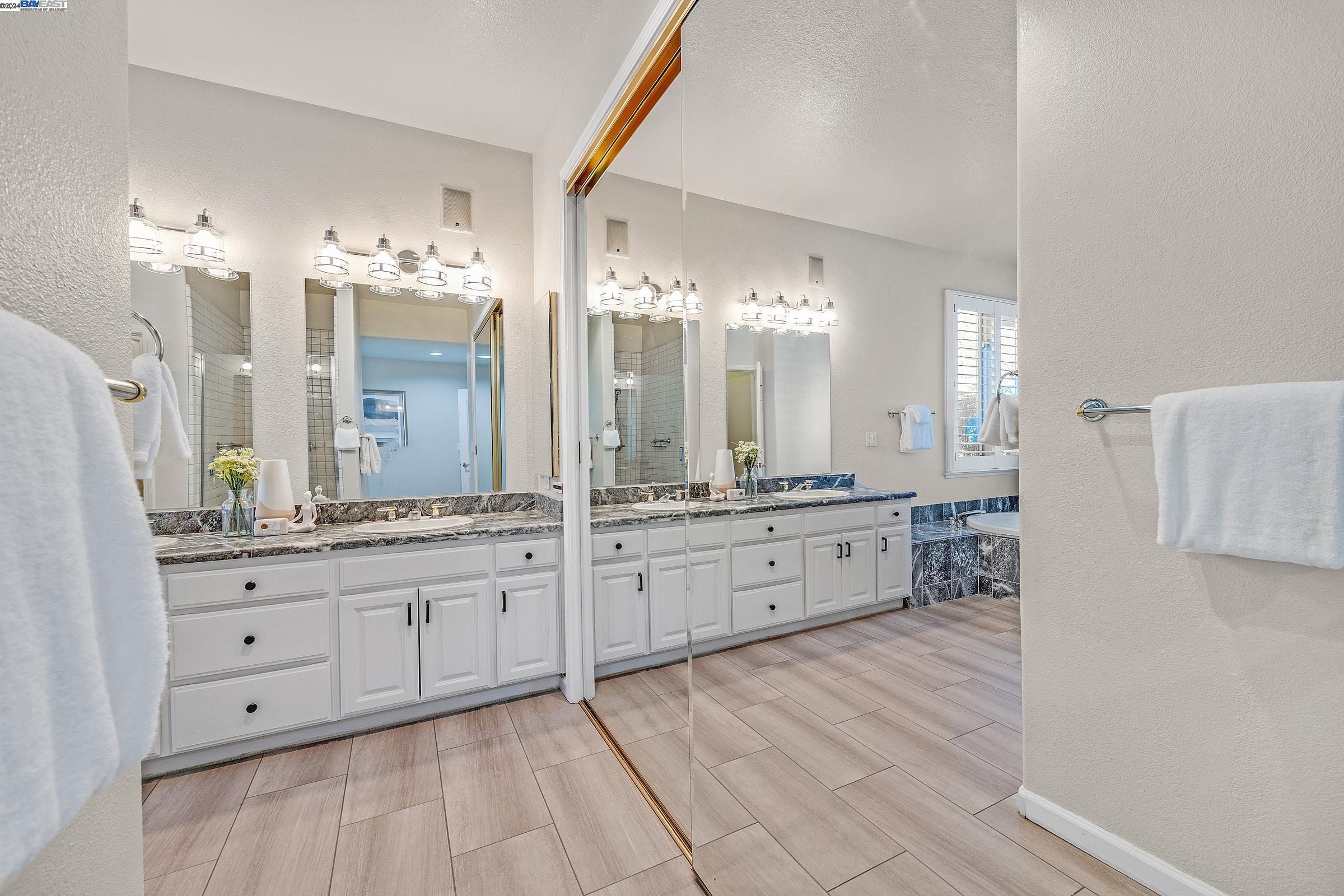 7933 Winged Foot Ct