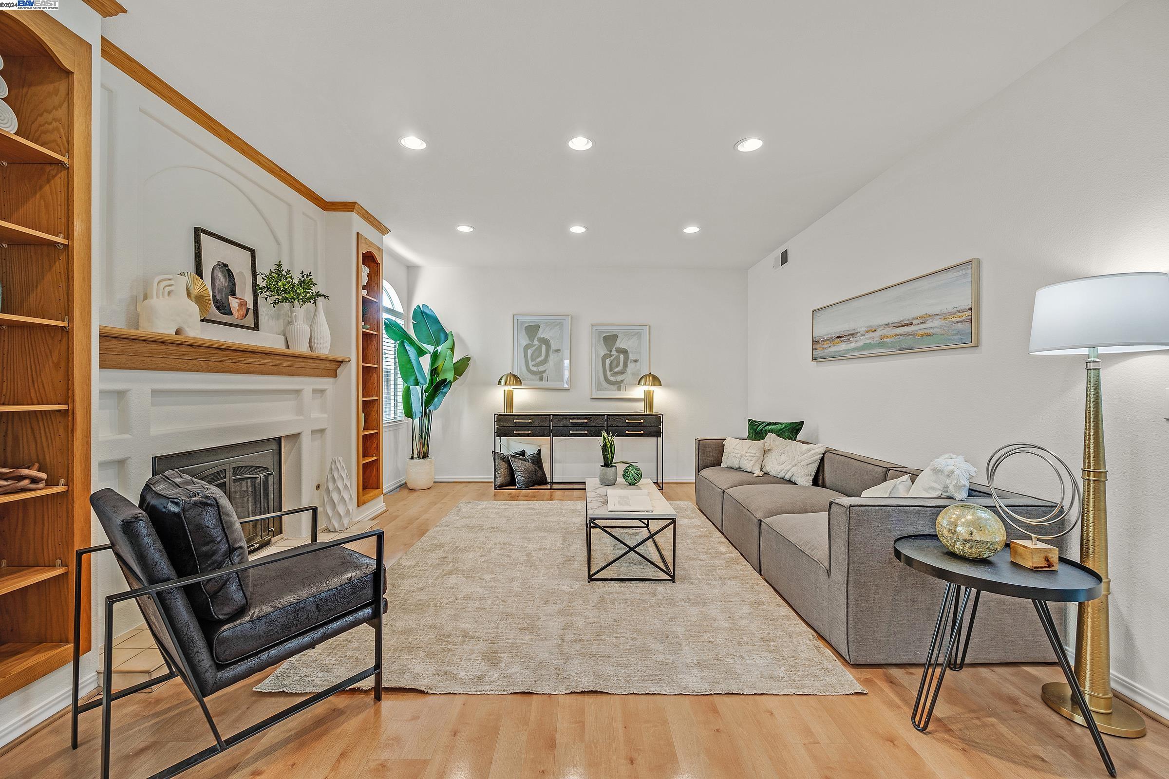 95 Meadowland Dr