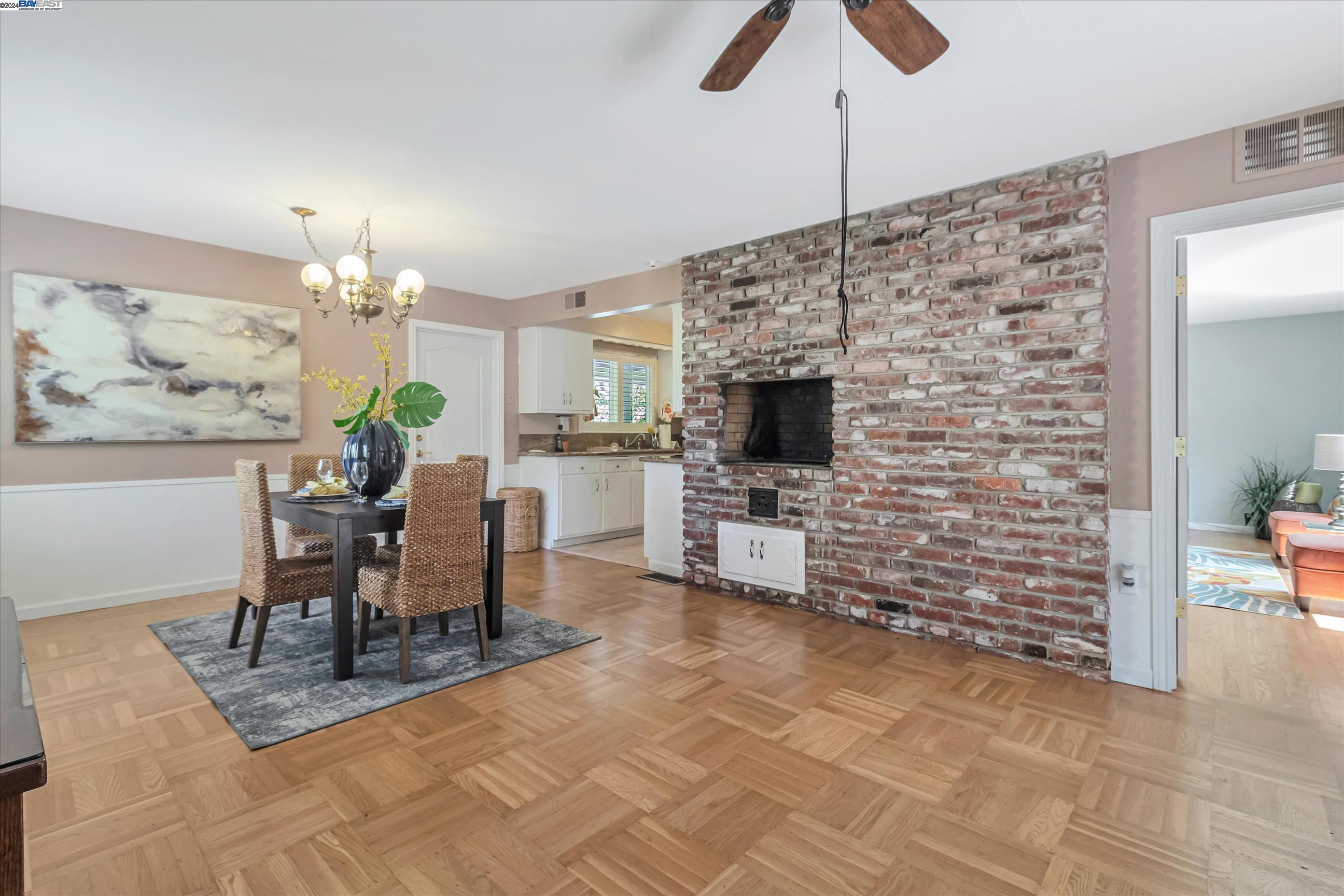152 Draeger Dr