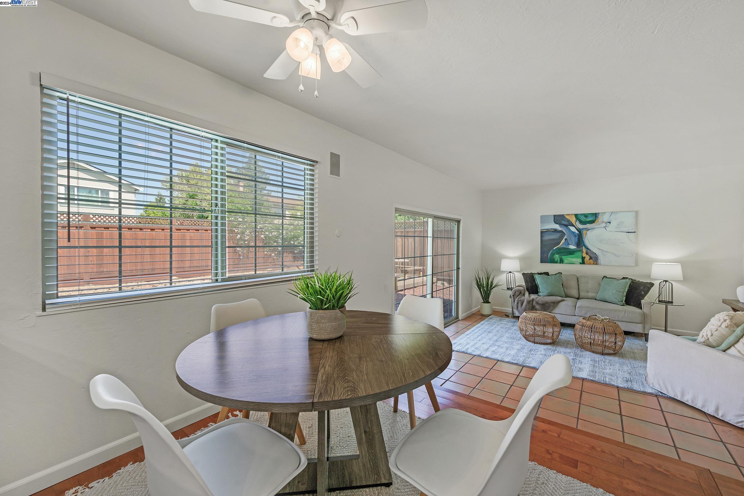 2558 Skylark Way