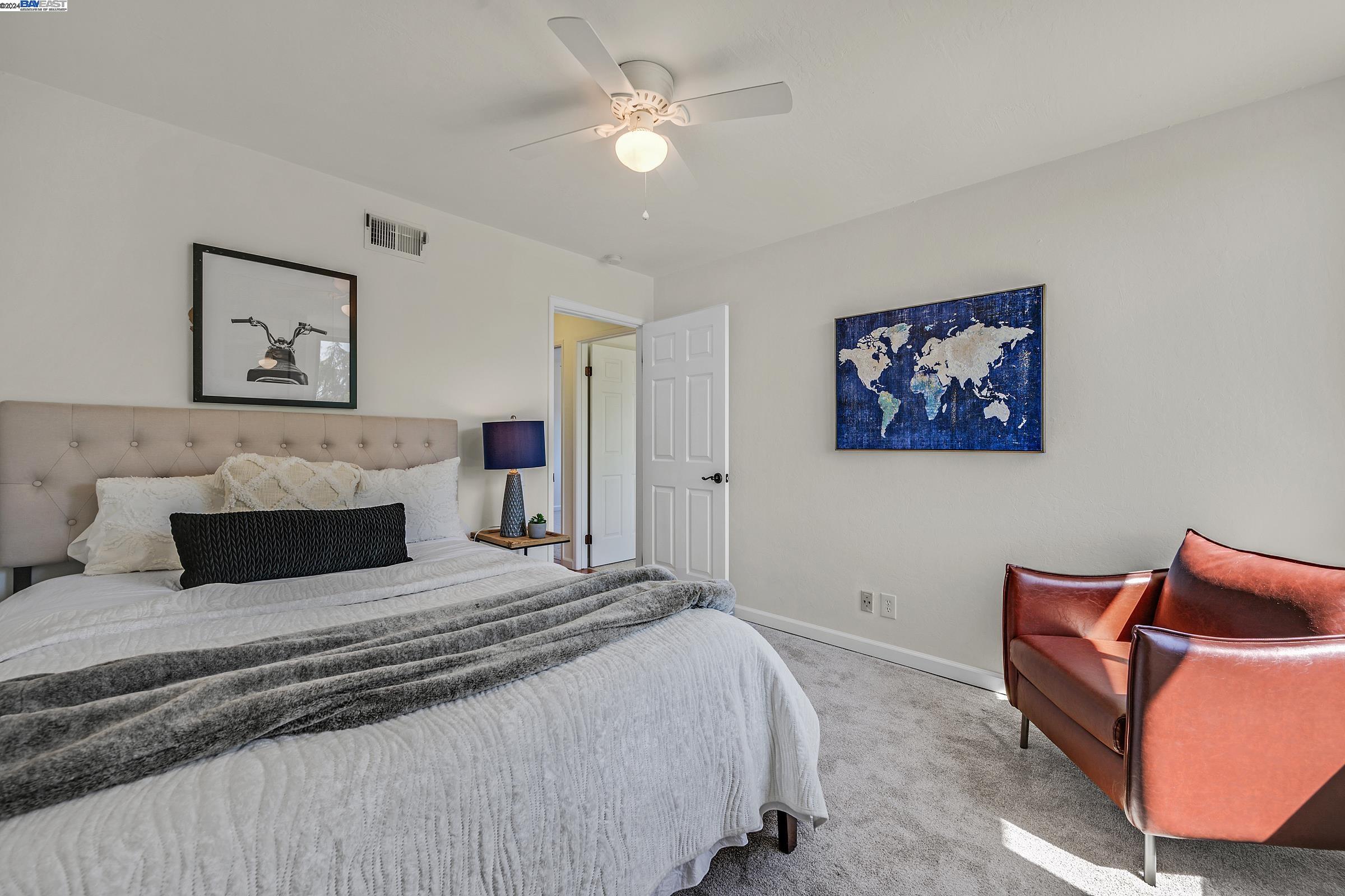 2558 Skylark Way