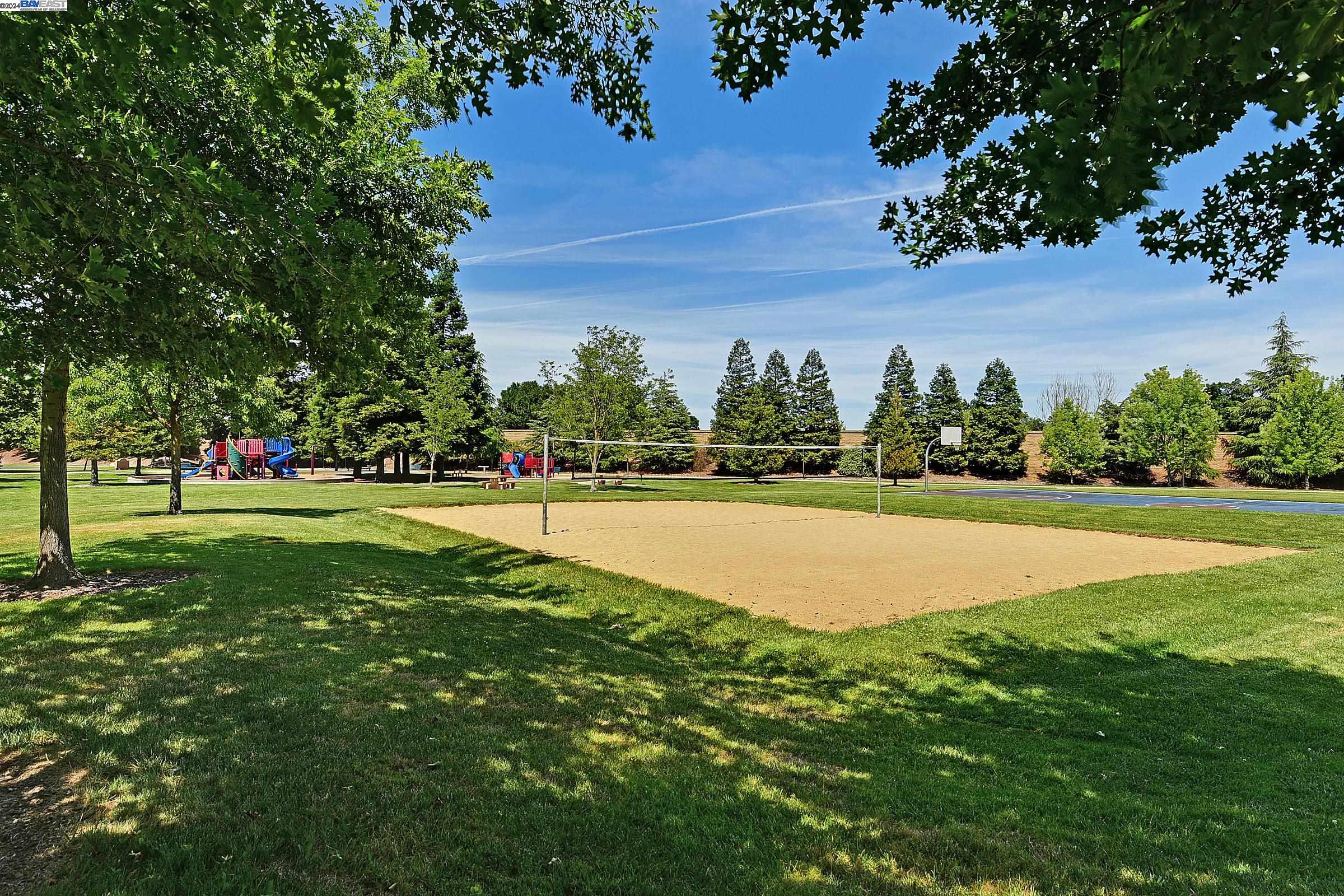 3335 Prairie Dr
