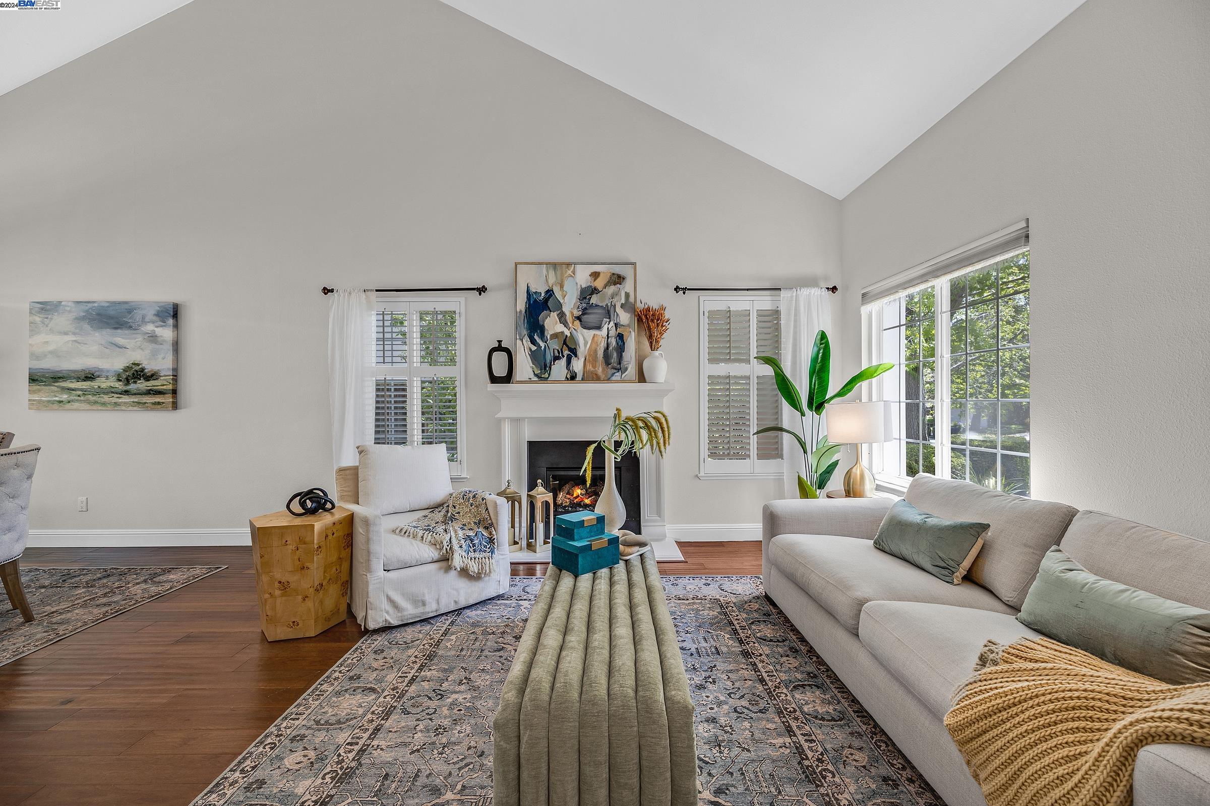 3335 Prairie Dr