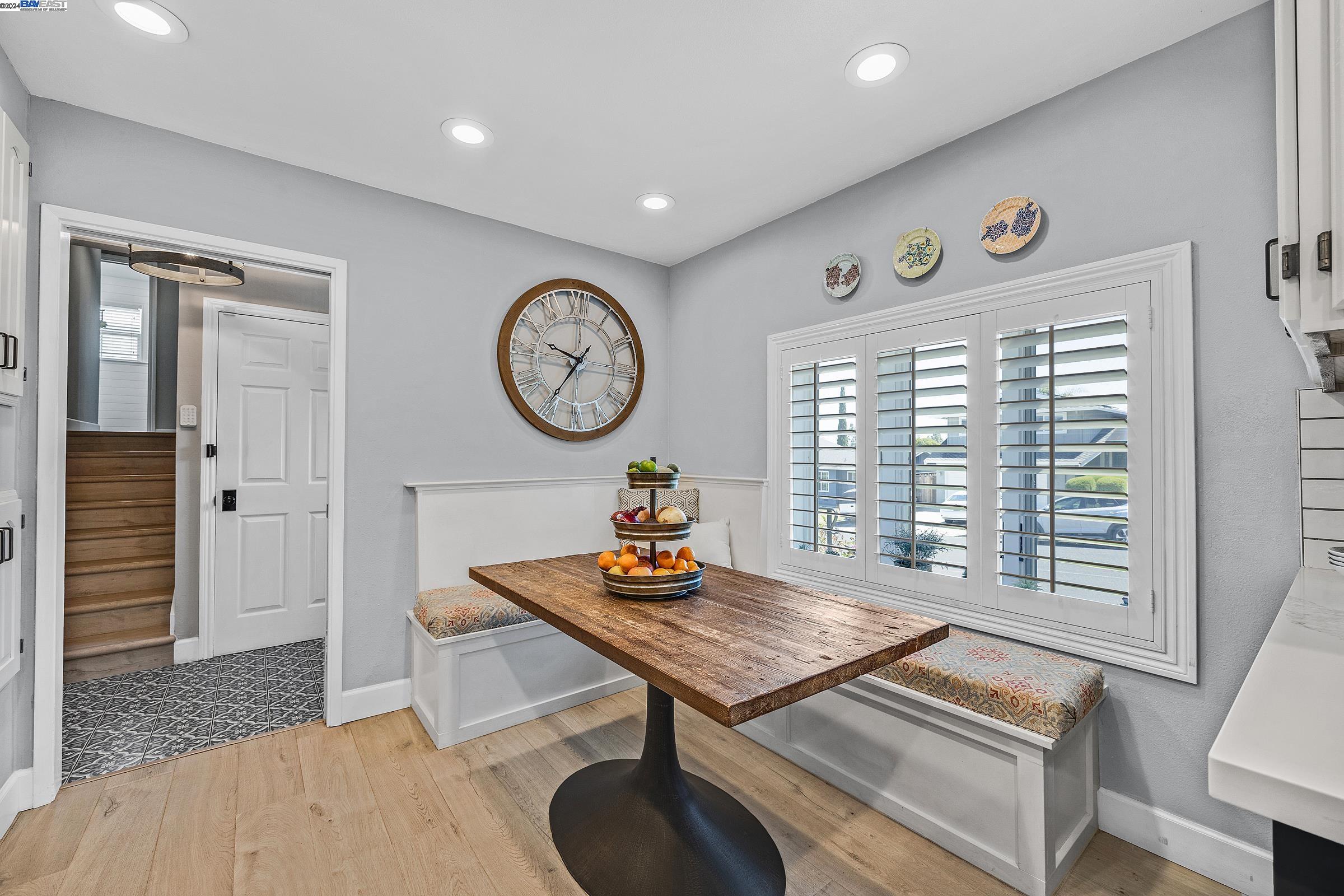 447 Mavis Dr