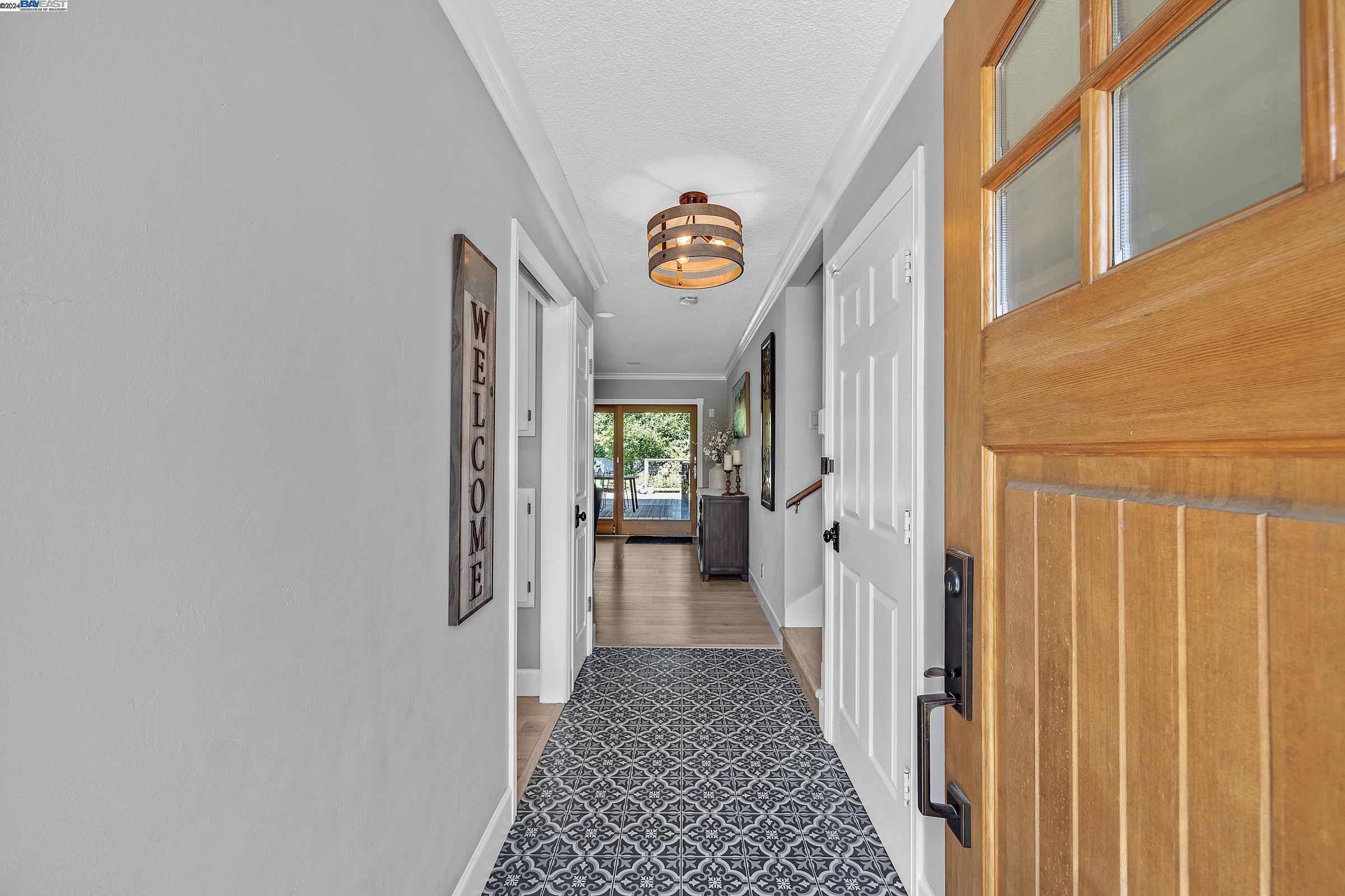 447 Mavis Dr