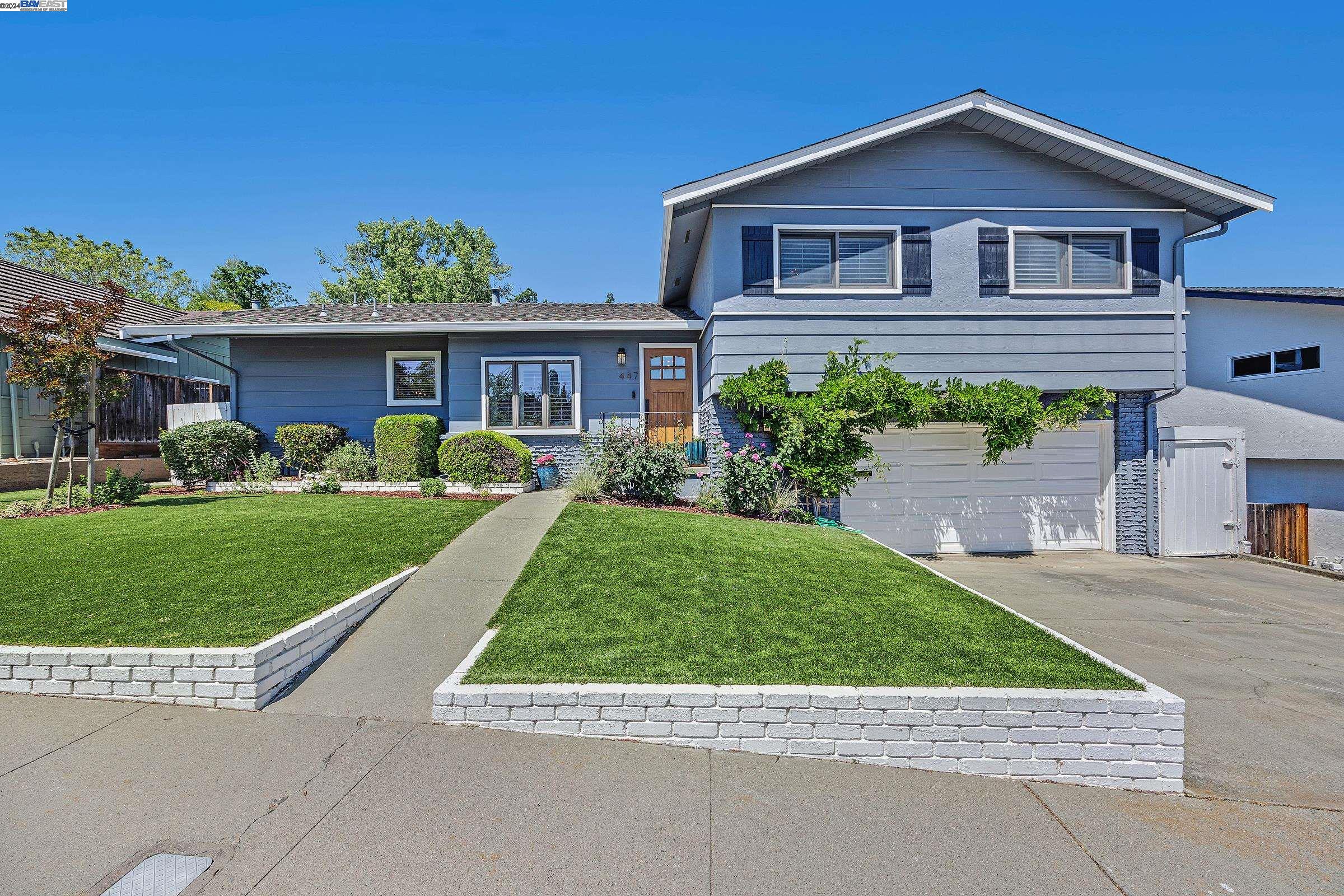447 Mavis Dr