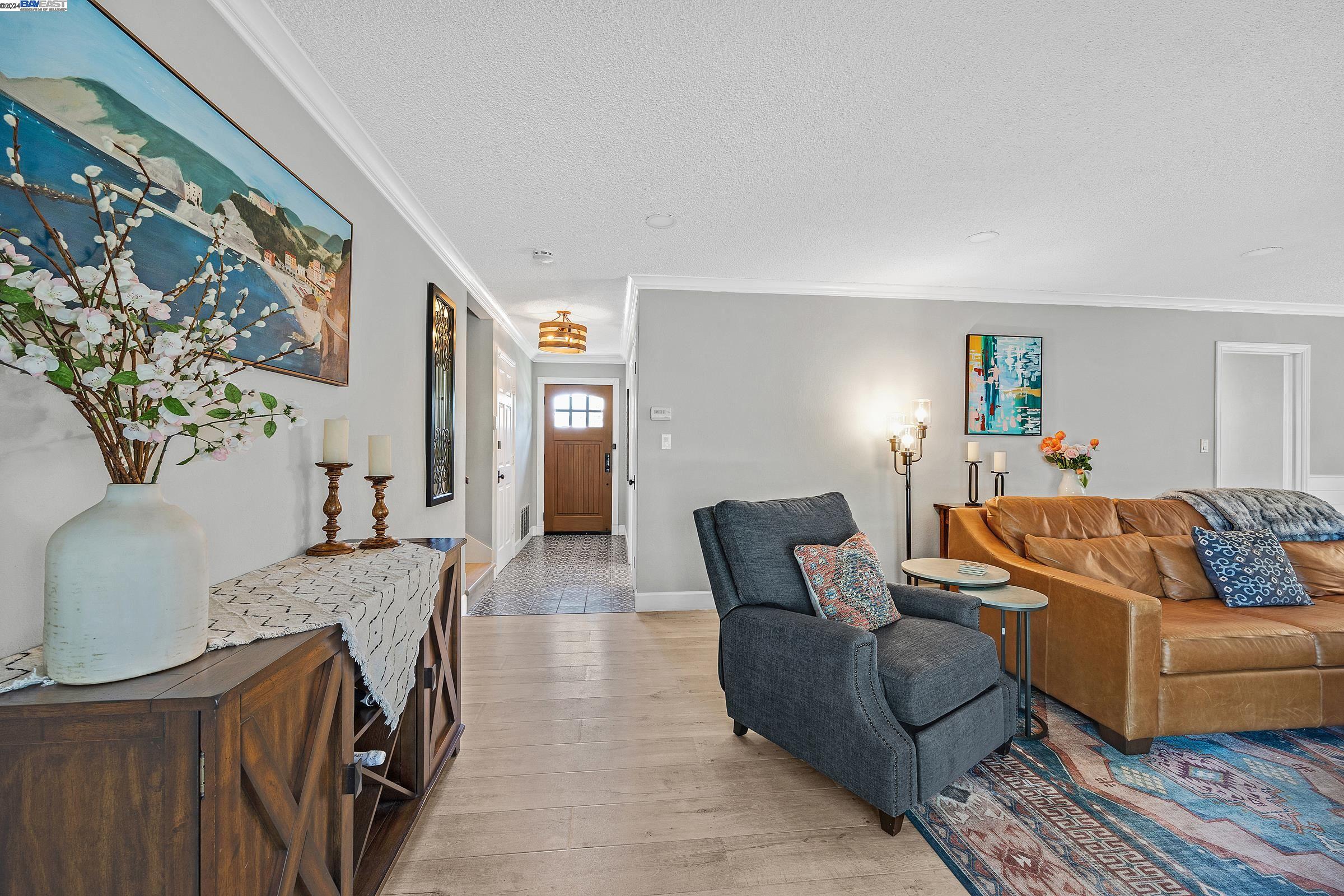 447 Mavis Dr