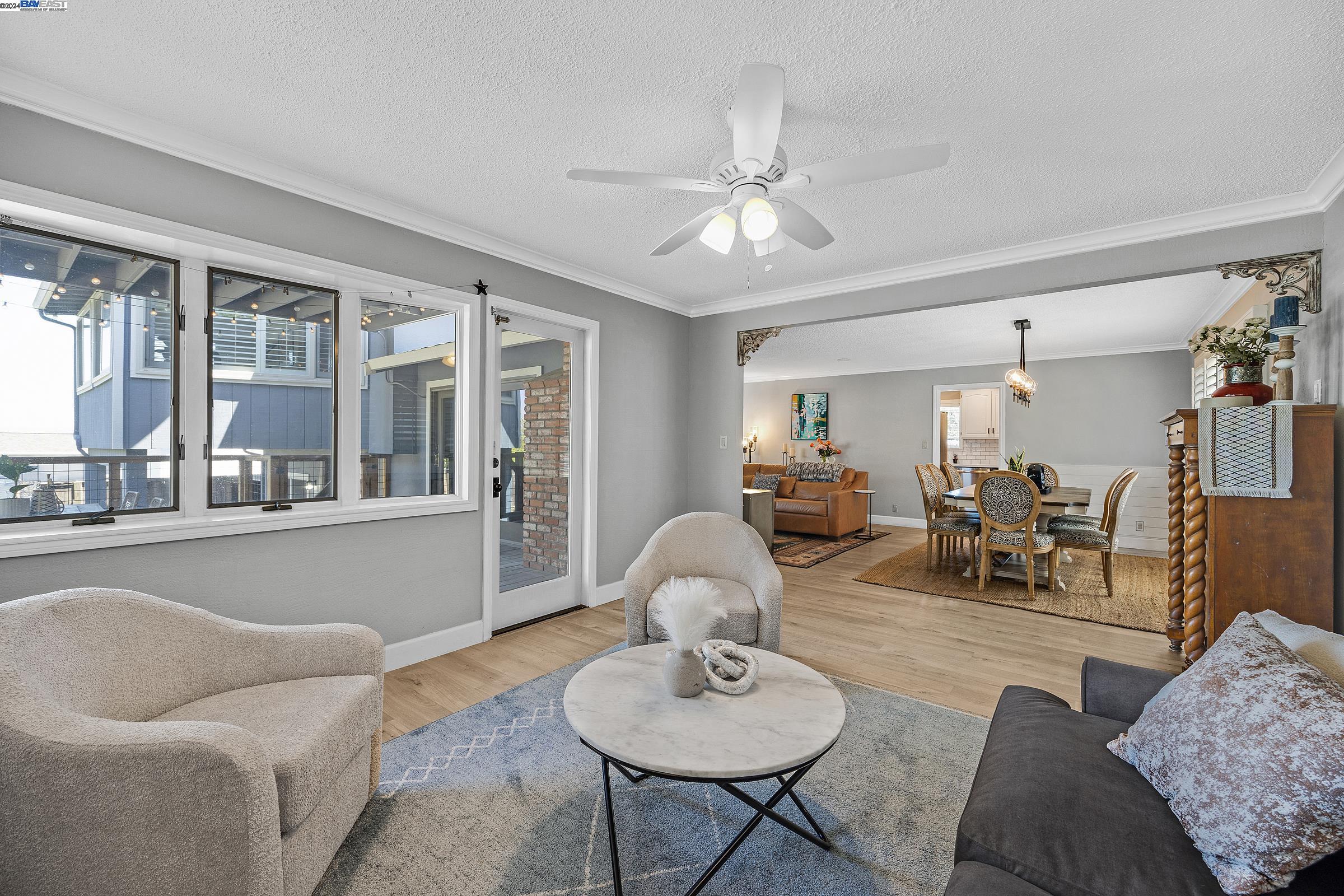 447 Mavis Dr