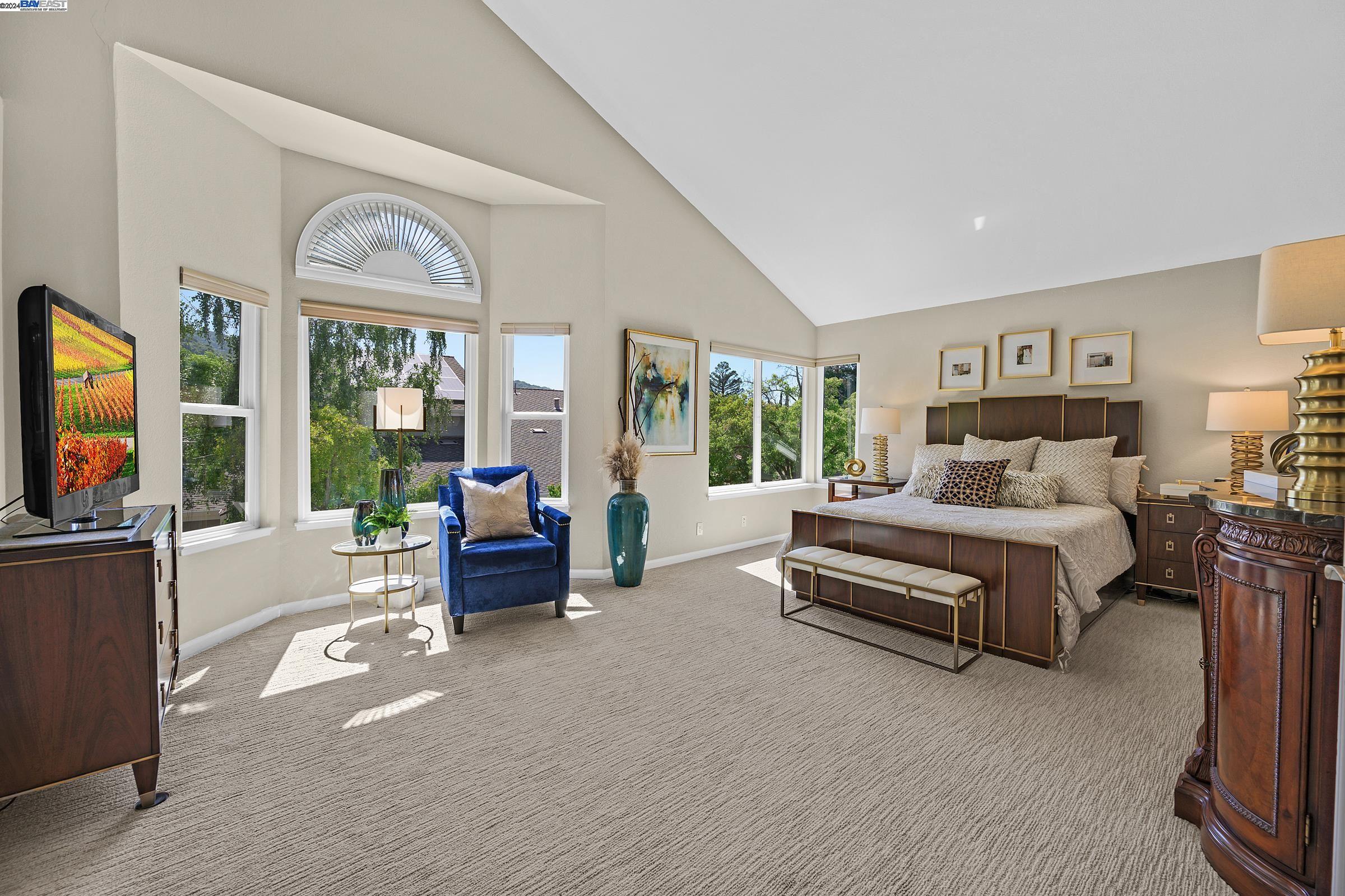 5186 Mount Tam Cir