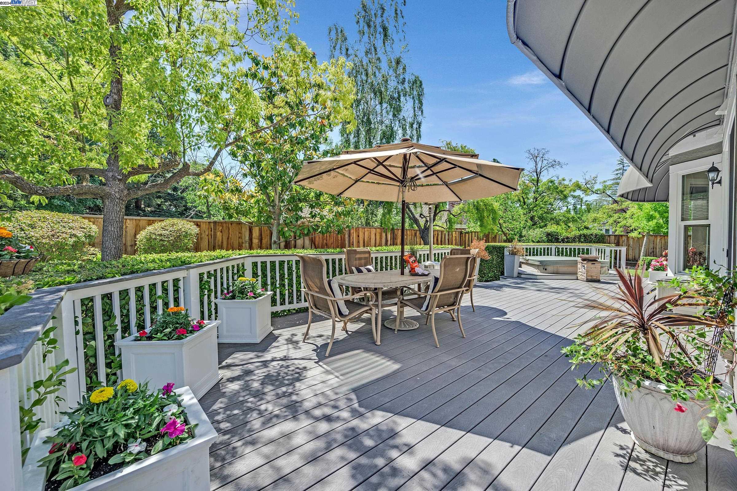 5186 Mount Tam Cir